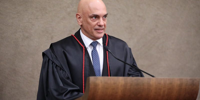 Moraes determina desobstrução de via de BH ocupada por manifestantes