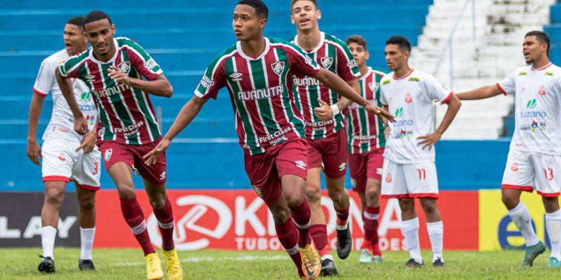 Fluminense goleia e garante classificação antecipada na Copinha