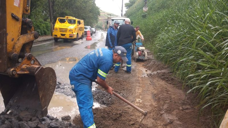 Chuvas: Prefeitura mantém alerta e faz reparos emergenciais em Volta Redonda