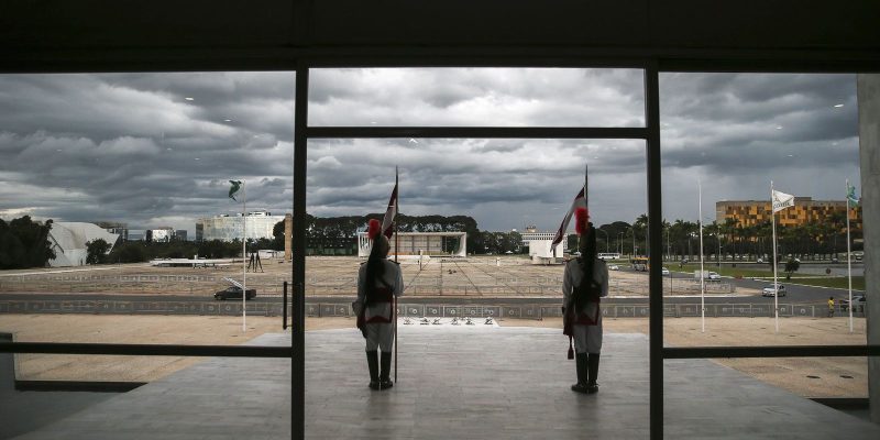 Equipe de segurança de Lula faz varredura no Palácio do Planalto