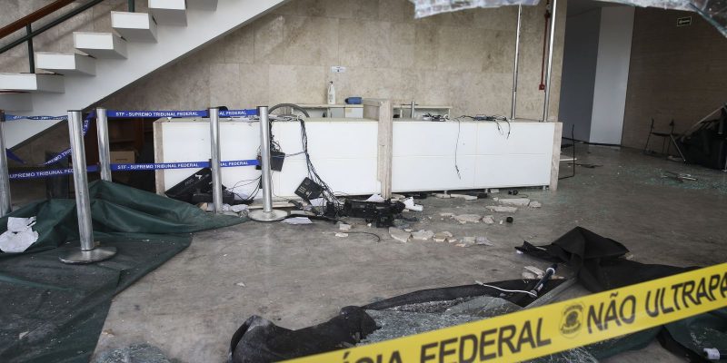 PGR denuncia mais cinco acusados de participar de atos golpistas
