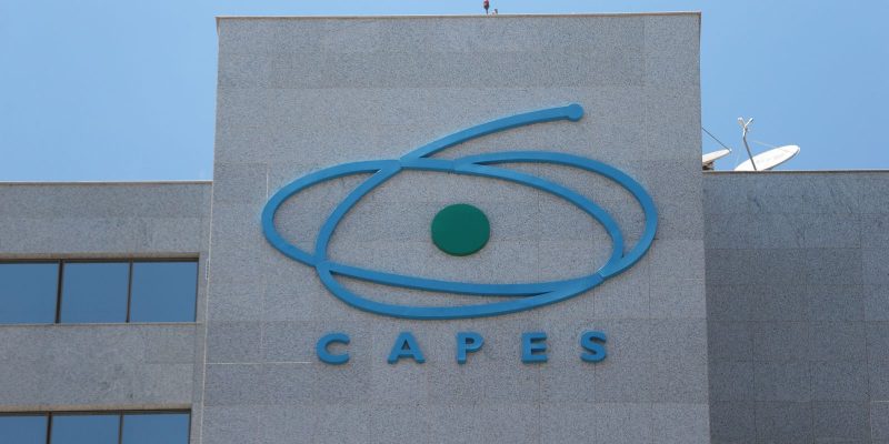 Prêmio Capes Talento Universitário 2023: inscrição termina no domingo