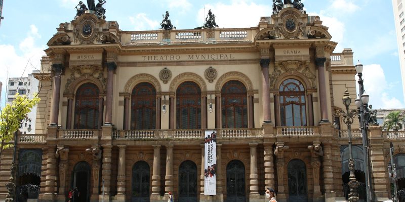 Municipal de SP tem ações educativas para população em situação de rua