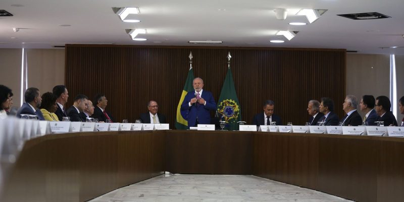 Quem fizer algo errado será convidado a deixar o governo, diz Lula