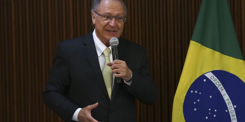 Só Lula ganharia eleição passada, diz vice-presidente
