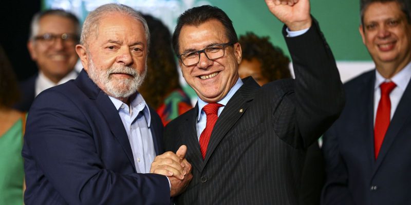 Marinho assume Trabalho e diz que gestão será pautada pelo diálogo