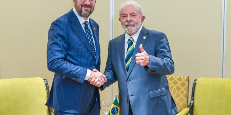 Na Argentina, Lula se encontra com chefes de governo 