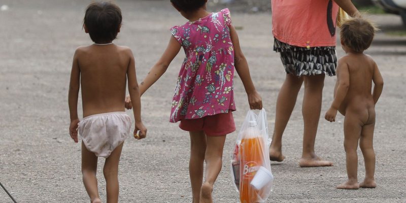 Crianças yanomami com desnutrição grave apresentam melhora