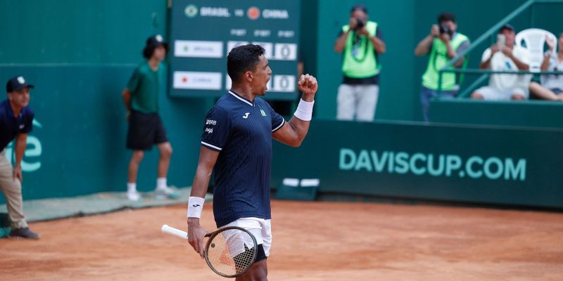Davis: Brasil abre vantagem sobre China nos Playoffs do Grupo Mundial