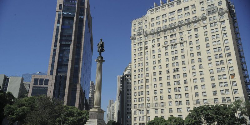 Edifício A Noite pode ser comprado pela prefeitura carioca