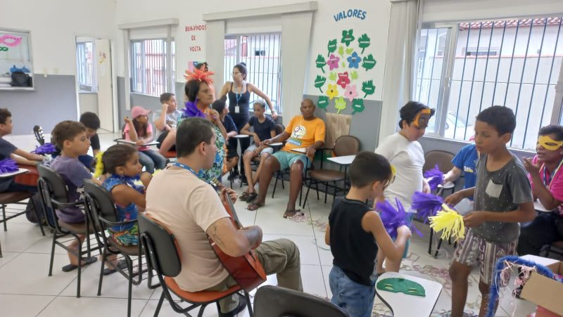 Prefeitura de Volta Redonda promove festa de carnaval para usuários da assistência social
