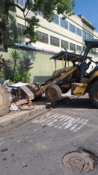Prefeitura inicia semana com limpeza e manutenção em mais de 30 bairros de Volta Redonda