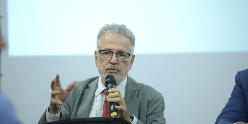 Fiocruz e UFRJ lançam sistema para identificar início de novos surtos