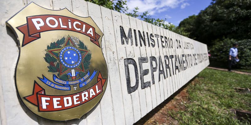 PF realiza operação contra tráfico internacional de drogas