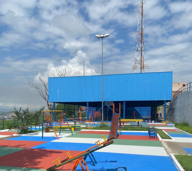 Prefeitura de Volta Redonda entrega revitalização de praça e quadra no Santo Agostinho