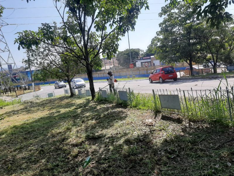 Prefeitura aproveita dia de sol para acelerar com manutenção em Volta Redonda