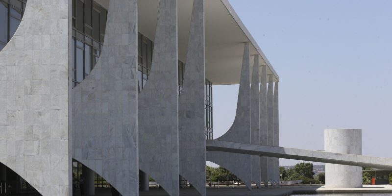 Governo transfere Abin do GSI para a Casa Civil