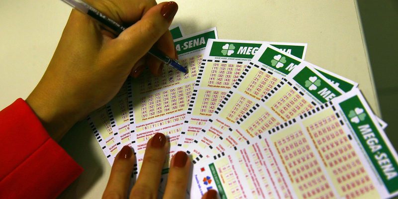 Mega-Sena acumula e prêmio sobe para R$ 45 milhões