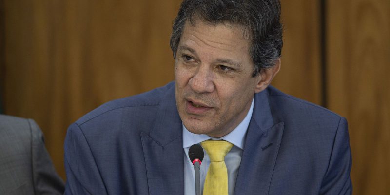 Haddad anuncia 14 medidas para o crédito nesta semana