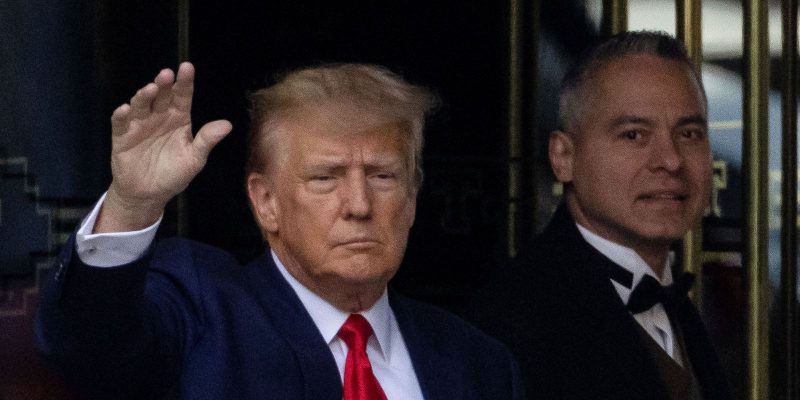 Trump se declara inocente de acusações em tribunal