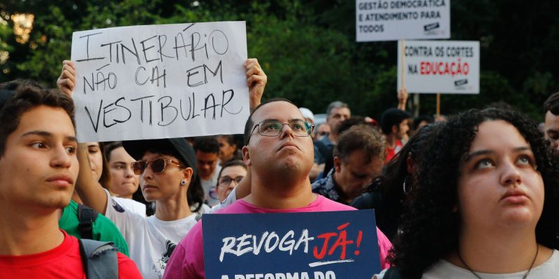 Consultas sobre Novo Ensino Médio começam dia 24 de abril