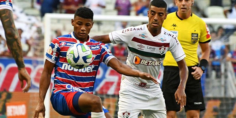 Fortaleza derrota Fluminense e vira líder provisório do Brasileirão