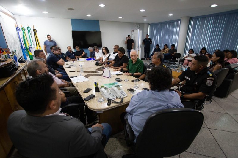 Volta Redonda define novas ações para ampliar segurança nas escolas