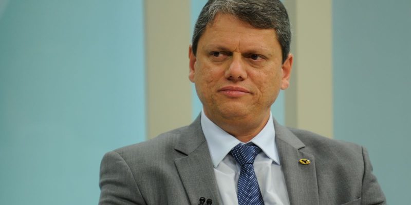 Governador de São Paulo cancela compromisso após passar por cirurgia