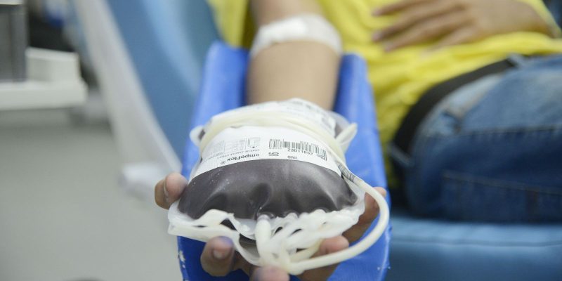 Fundação Pró-Sangue incentiva doação de sangue antes da vacinação