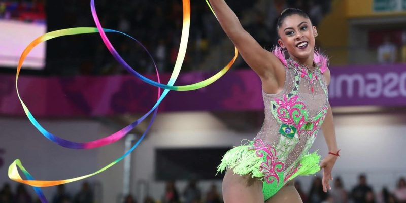 Bárbara Domingos leva ouro inédito em Grand Prix de ginástica rítmica