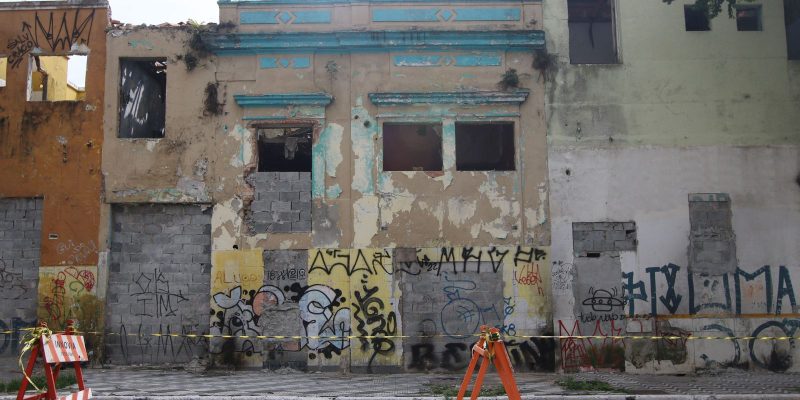 Solução para Cracolândia passa por moradia, apontam especialistas