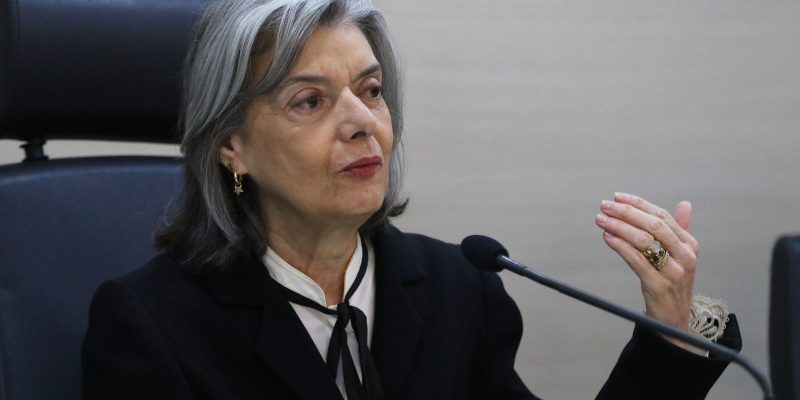 STF tem 4 votos para tornar réus 200 denunciados por atos golpistas