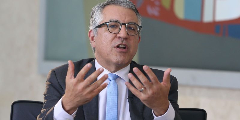 Ajuda à classe média beneficiará economia, diz Alexandre Padilha