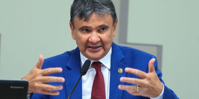Tirar Brasil do Mapa da Fome é meta do governo, diz ministro no Senado