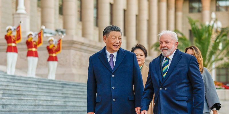 Lula e Xi Jinping assinam 15 acordos de parceria em Pequim
