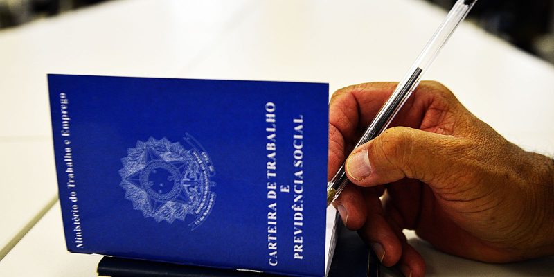 CLT 80 anos: modernização como justificativa para redução de direitos