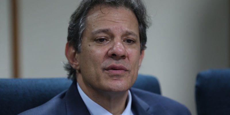 Haddad busca apoio americano para solução da crise da Argentina