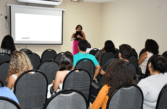 CEREST PROMOVE EVENTO “A ENFERMAGEM: A CATEGORIA MAIS VULNERÁVEL A ACIDENTES E DOENÇAS RELACIONADAS AO TRABALHO” NA SEGUNDA-FEIRA, DIA 29