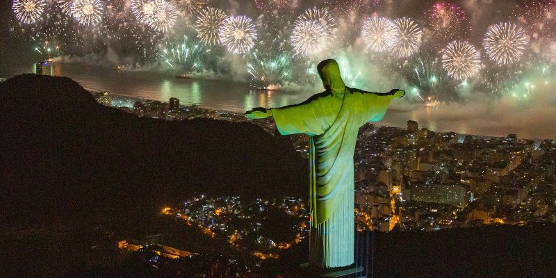 Prefeitura do Rio lança caderno de encargos do Réveillon 2024