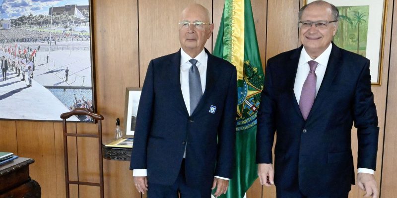 Alckmin discute bioeconomia com presidente do Fórum Econômico Mundial
