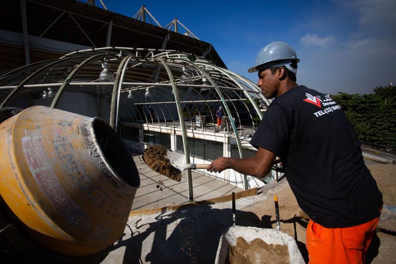 Obras vão melhorar atendimento ao público no Estádio da Cidadania, em Volta Redonda