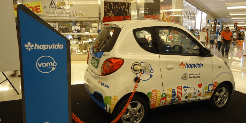 Destino errado de bateria de carro elétrico põe em risco meio ambiente