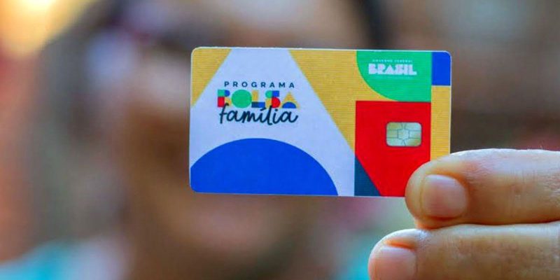 Valor médio do Bolsa Família bate recorde e chega a R$ 672
