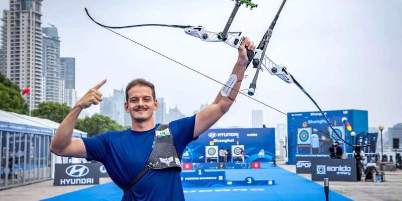 Marcos D'Almeida conquista etapa da Copa do Mundo de tiro com arco