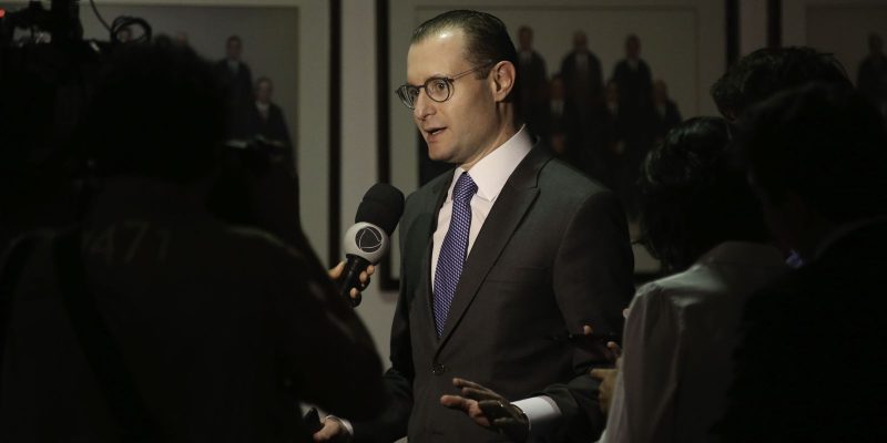 Juiz nega suspender indicação de Zanin ao Supremo