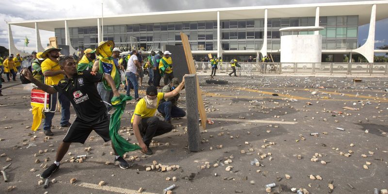 Maioria do STF vota por receber mais 70 denúncias por atos golpistas