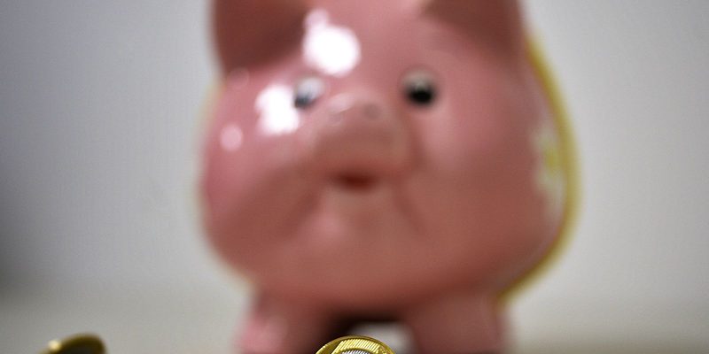 Poupança tem retirada líquida recorde de R$ 11,75 bilhões em maio