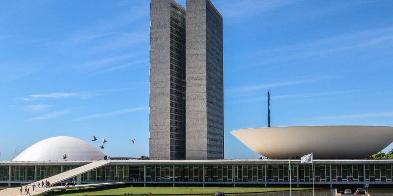Reforma tributária e indicação de Zanin movimentam semana no Congresso