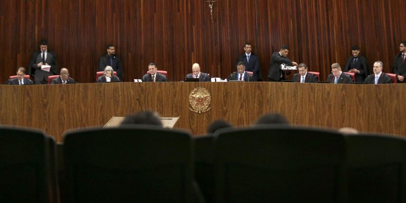 TSE abre quarto dia do julgamento de Bolsonaro