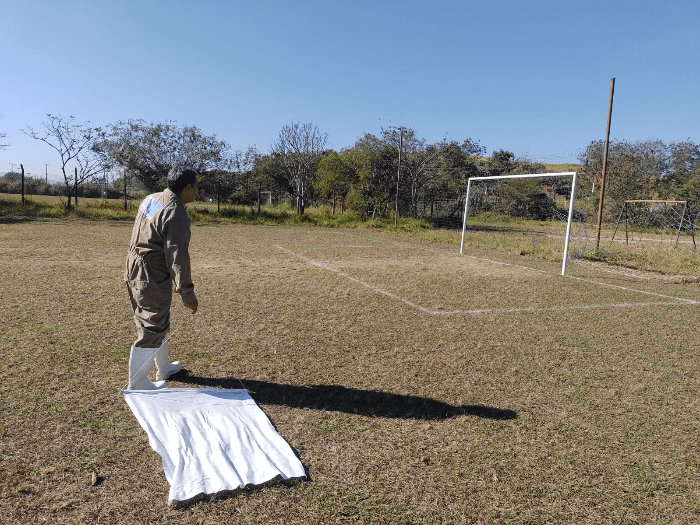 CENTRO DE CONTROLE DE ZOONOSES REALIZA MAIS UMA AÇÃO PARA CAPTURA DE CARRAPATOS EM RESENDE